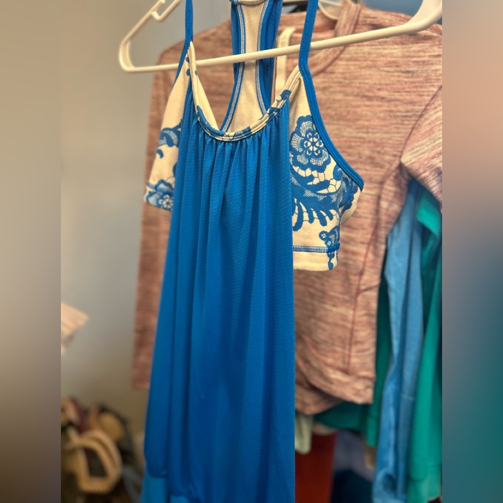 Lululemon tank